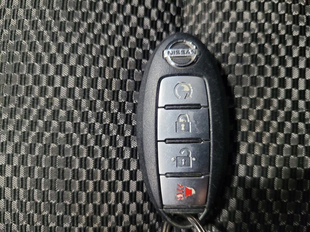 2017 Nissan Rogue Sport in New Castle, DE 19720 - 18096543 32