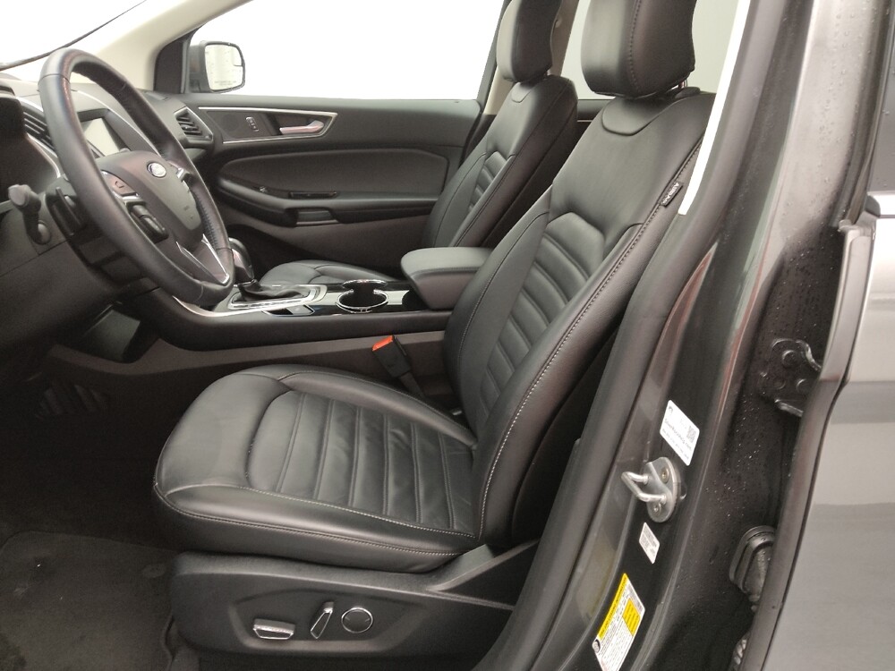 2017 Ford Edge in Topeka, KS 66611 - 18096545 17