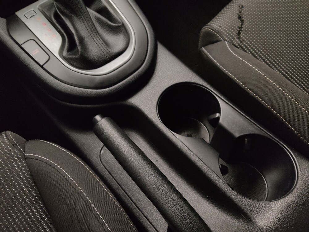 2019 Kia Forte in Topeka, KS 66611 - 18096549 26