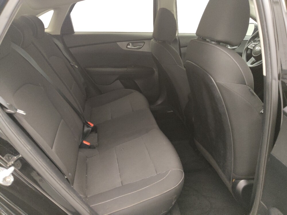 2019 Kia Forte in Topeka, KS 66611 - 18096549 19