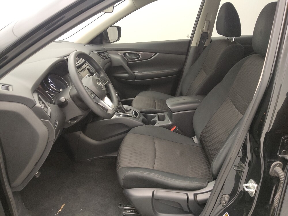 2019 Nissan Rogue in Wichita, KS 67207 - 18096550 17