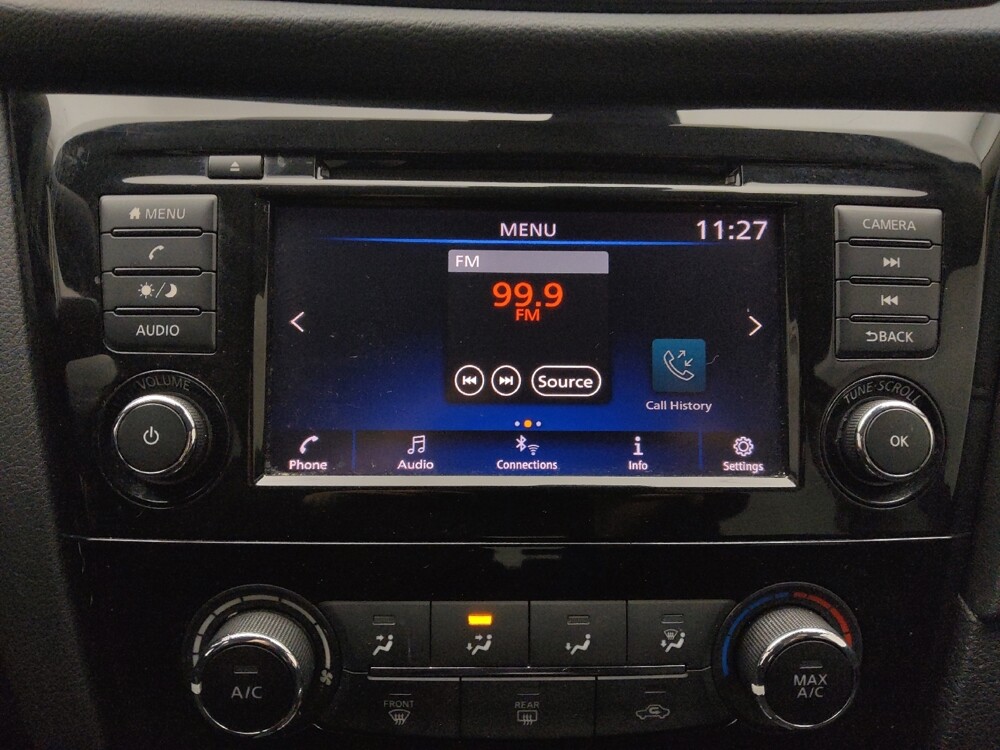 2019 Nissan Rogue in Wichita, KS 67207 - 18096550 25