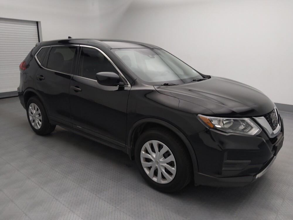 2019 Nissan Rogue in Wichita, KS 67207 - 18096550 11