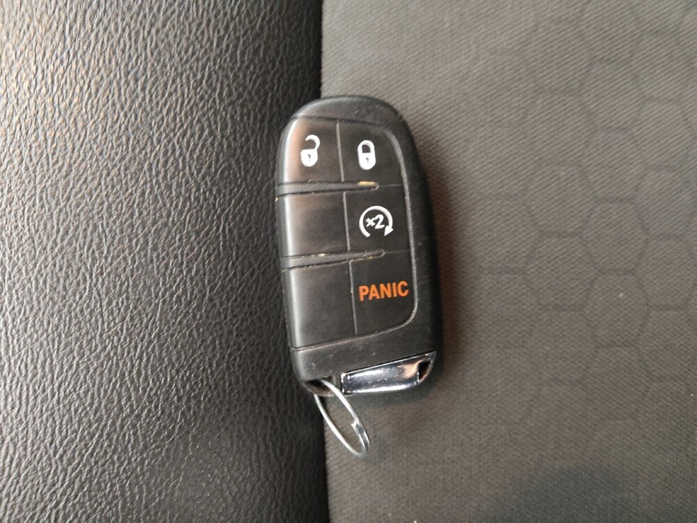 2019 Jeep Compass in Gladstone, MO 64118 - 18096551 32