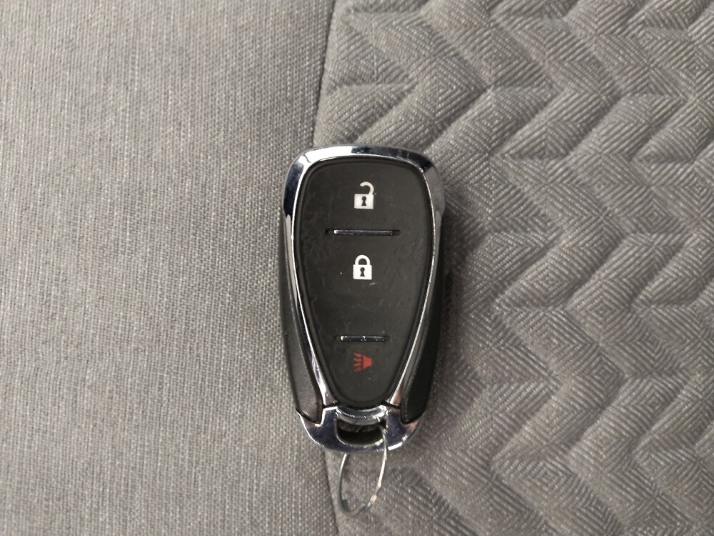 2022 Chevrolet Equinox in Topeka, KS 66611 - 18096552 32