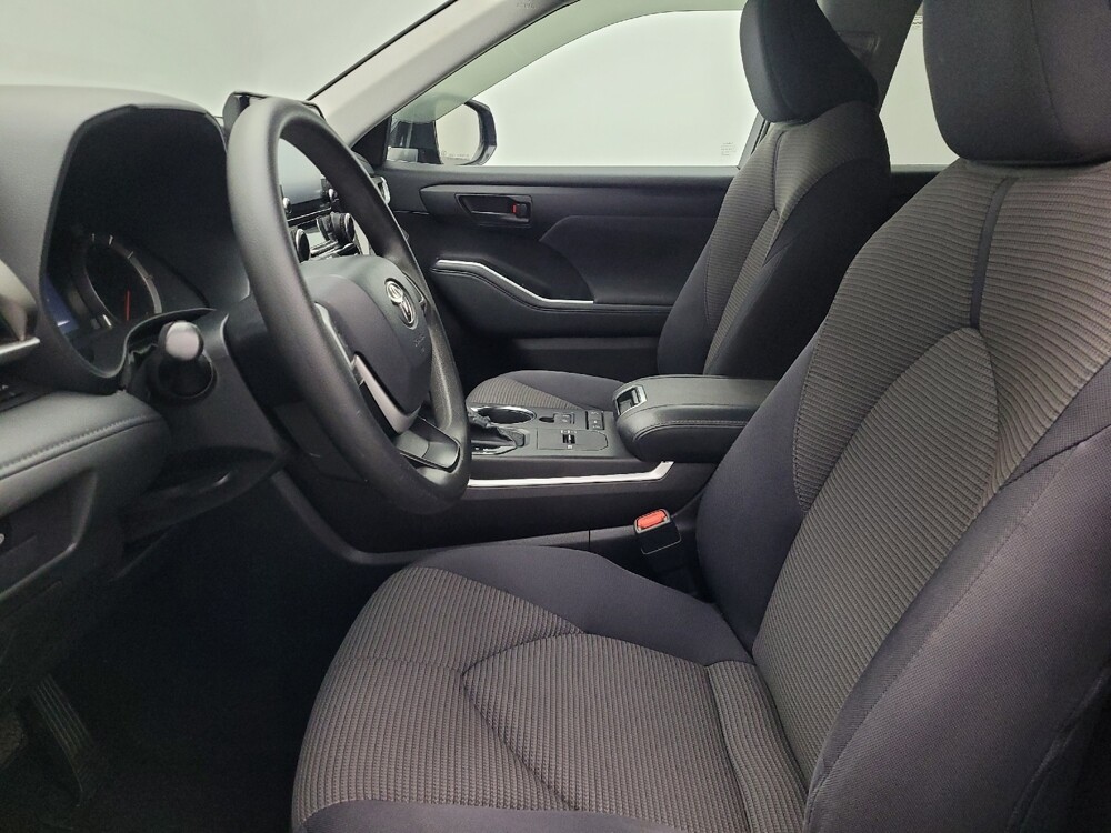 2022 Toyota Highlander in Ocala, FL 34471 - 18096556 17