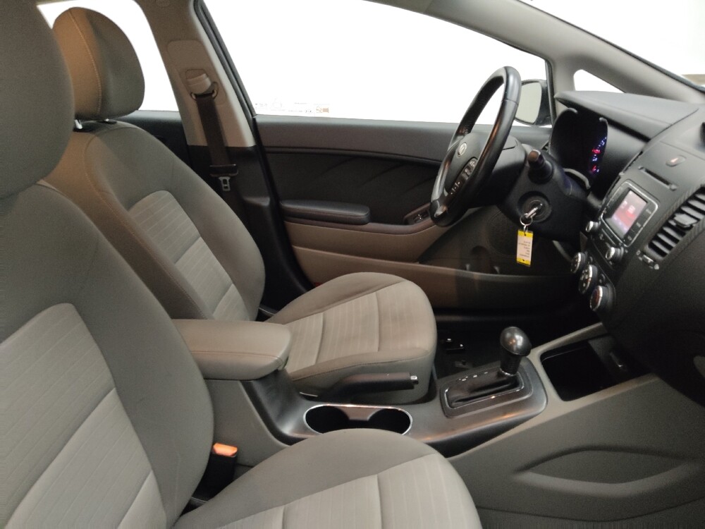 2014 Kia Forte in Lombard, IL 60148 - 18096560 21