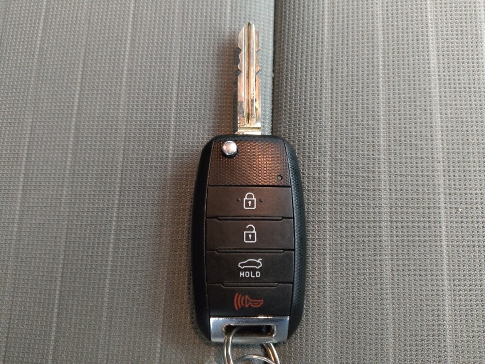 2014 Kia Forte in Lombard, IL 60148 - 18096560 32