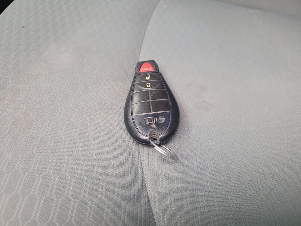 2019 RAM 1500 in Eastpointe, MI 48021 - 18096565 32