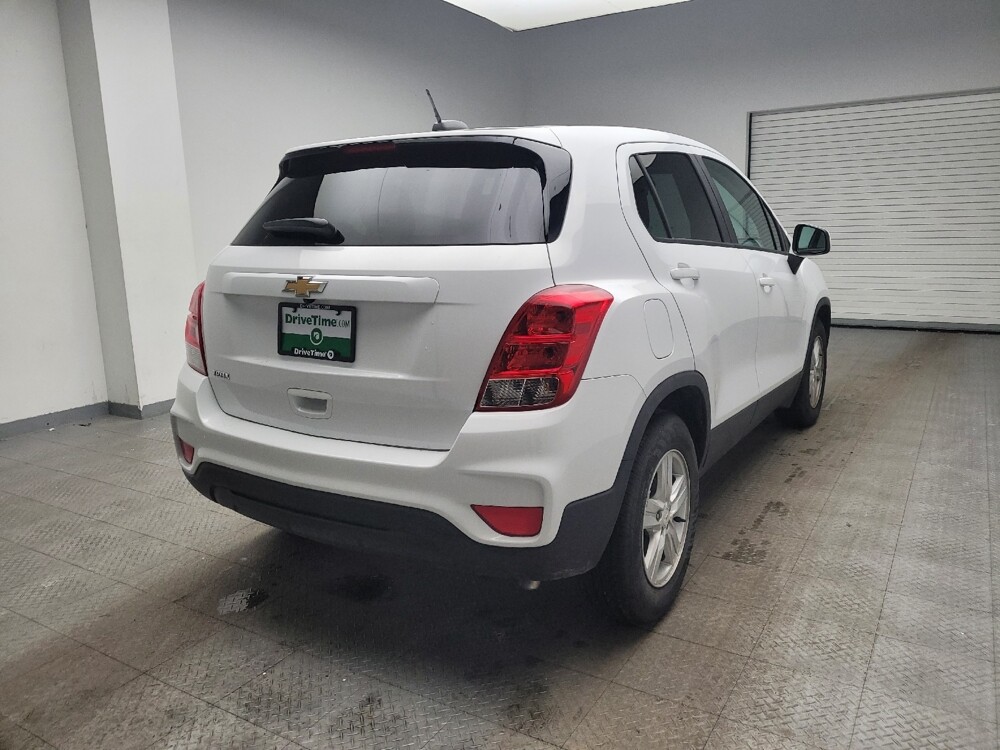 2020 Chevrolet Trax in Taylor, MI 48180 - 18096566 9