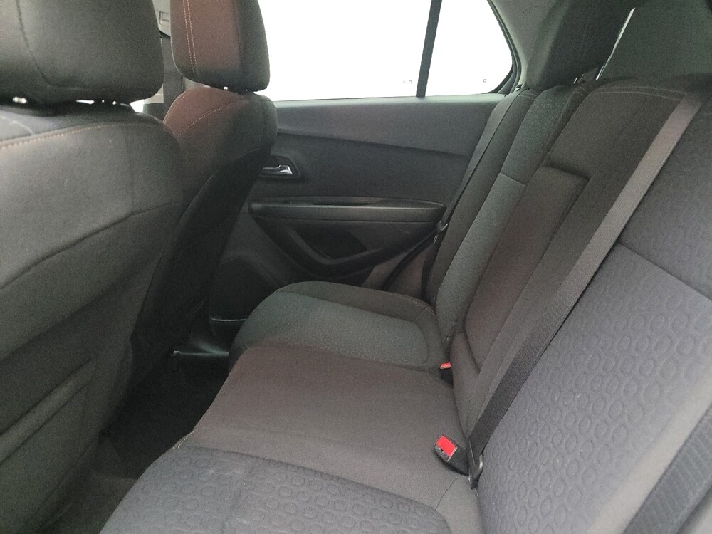 2020 Chevrolet Trax in Taylor, MI 48180 - 18096566 18