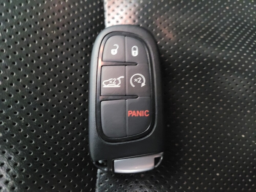 2019 Jeep Cherokee in Eastpointe, MI 48021 - 18096567 32