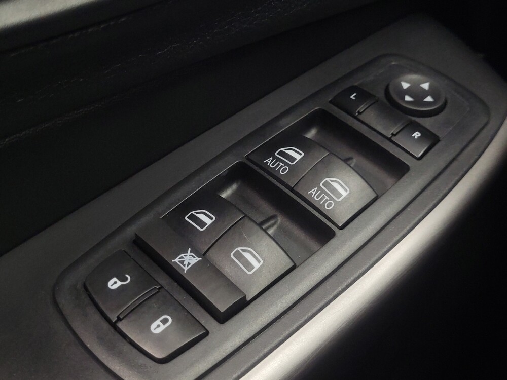 2021 Jeep Cherokee in Highland, IN 46322 - 18096573 27