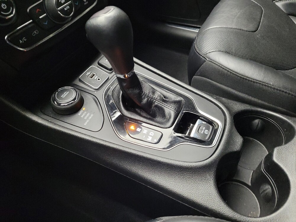 2021 Jeep Cherokee in Taylor, MI 48180 - 18096582 26