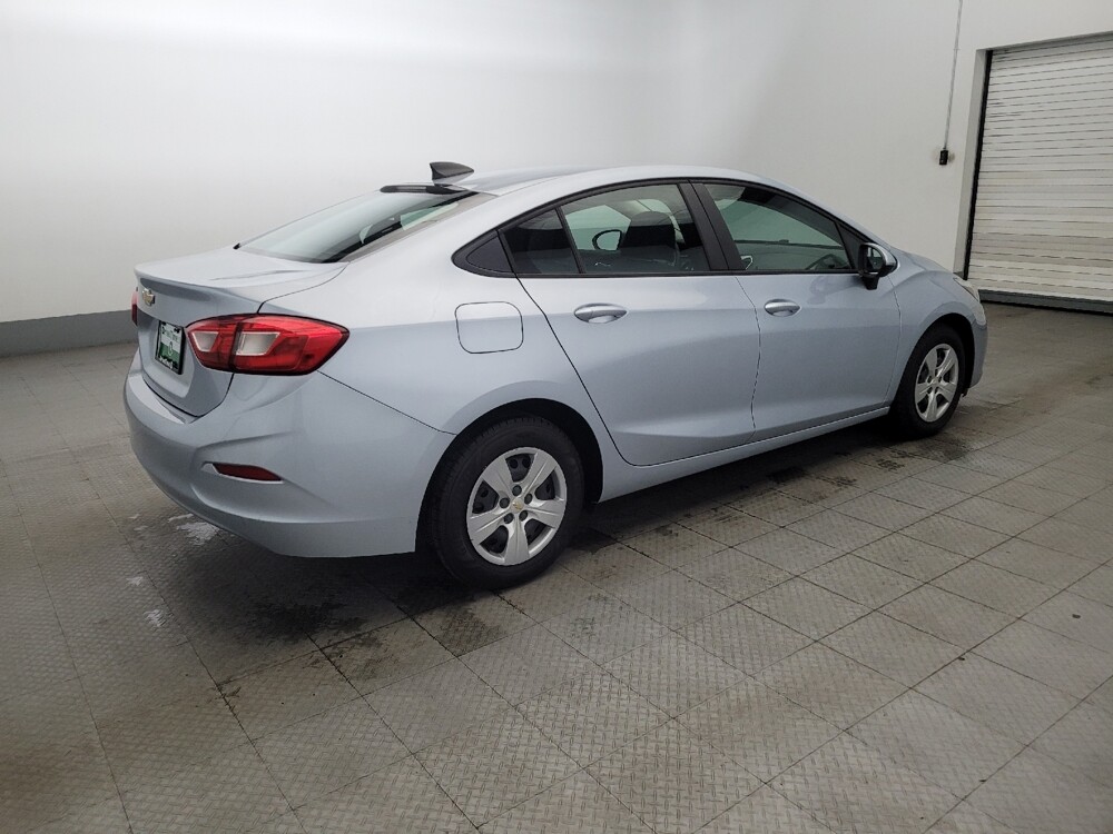 2018 Chevrolet Cruze in Richmond, VA 23235 - 18096586 10