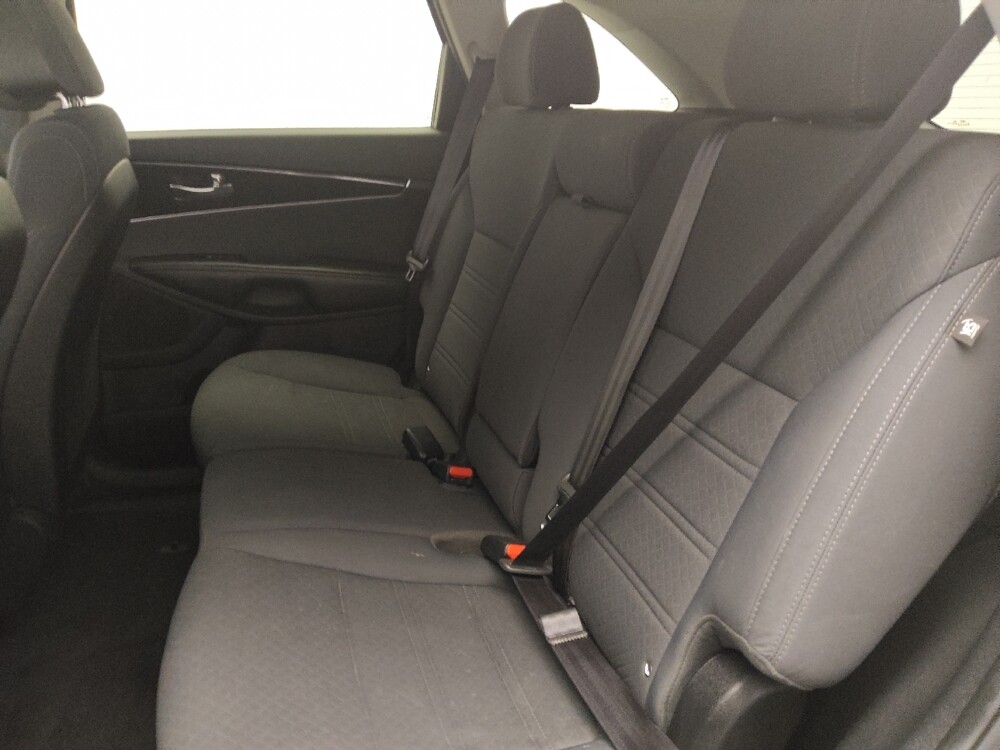 2016 Kia Sorento in Conyers, GA 30094 - 18096589 18