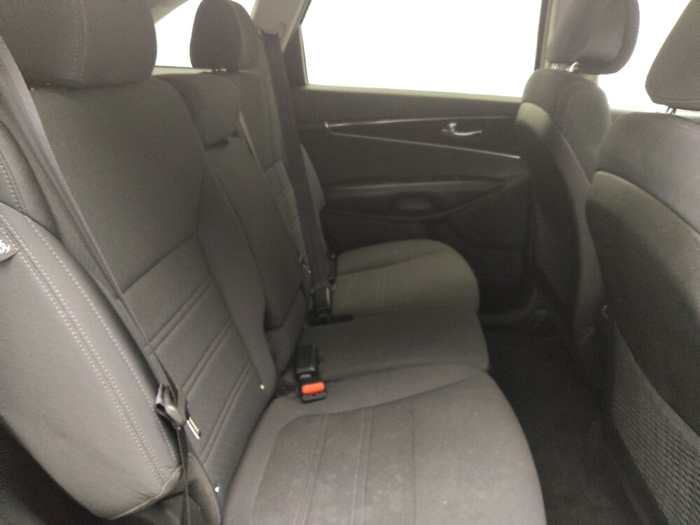 2016 Kia Sorento in Conyers, GA 30094 - 18096589 19
