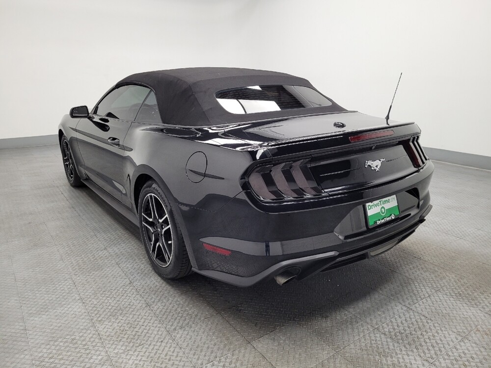 2018 Ford Mustang in Las Vegas, NV 89102 - 18096593 5
