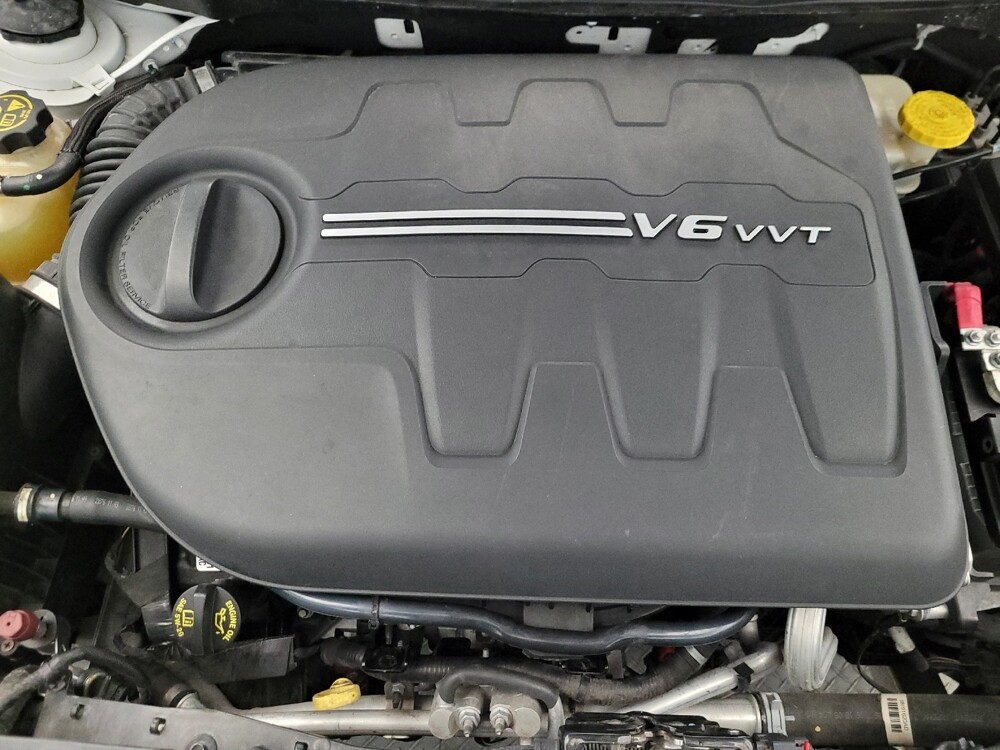 2017 Jeep Cherokee in Tucson, AZ 85705 - 18096595 30