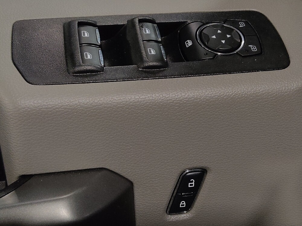 2017 Ford F150 in Fort Worth, TX 76116 - 18096596 27