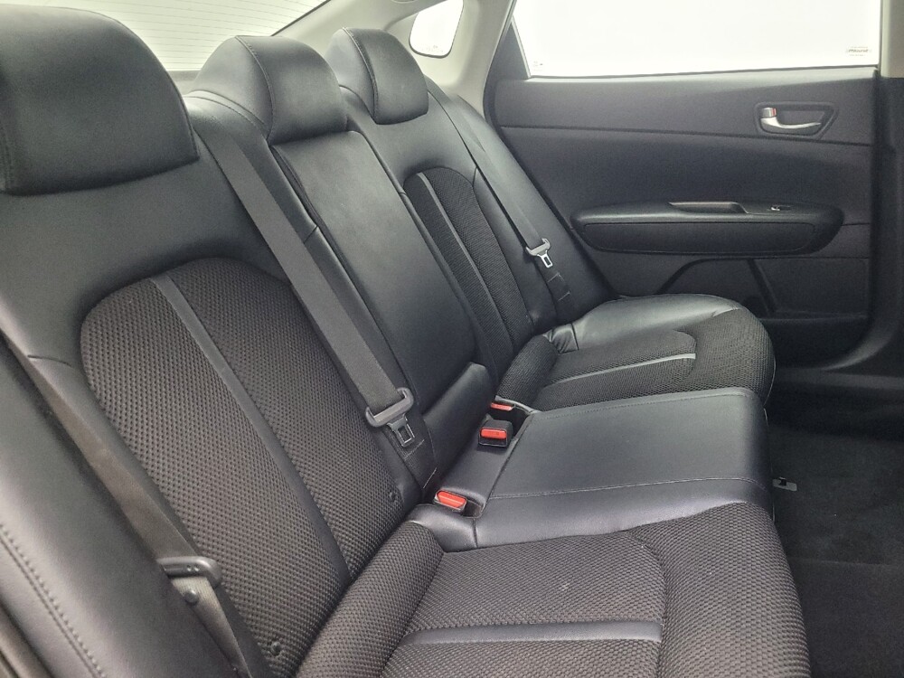 2019 Kia Optima in Indianapolis, IN 46219 - 18096599 19