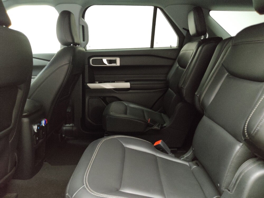 2021 Ford Explorer in Grand Rapids, MI 49508 - 18096603 18