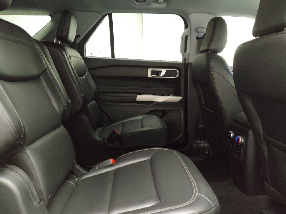 2021 Ford Explorer in Grand Rapids, MI 49508 - 18096603 19
