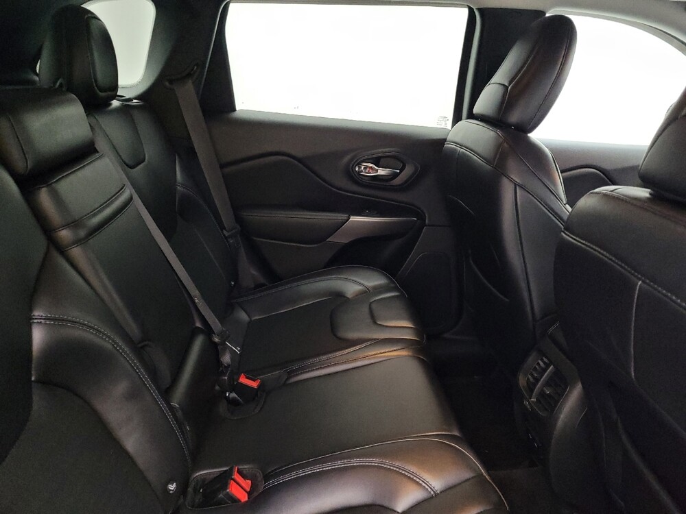 2019 Jeep Cherokee in Greensboro, NC 27407 - 18096604 19