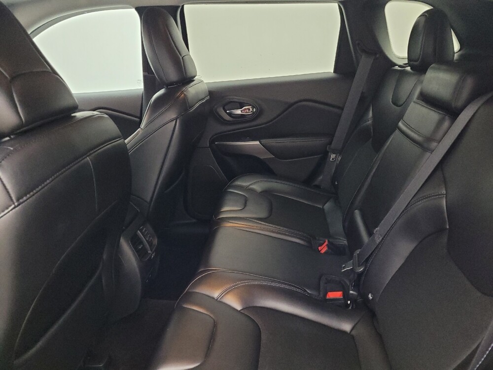 2019 Jeep Cherokee in Greensboro, NC 27407 - 18096604 18