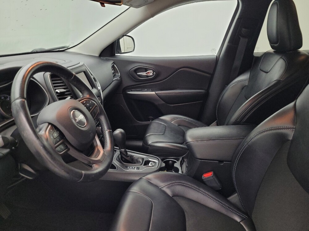 2019 Jeep Cherokee in Greensboro, NC 27407 - 18096604 17