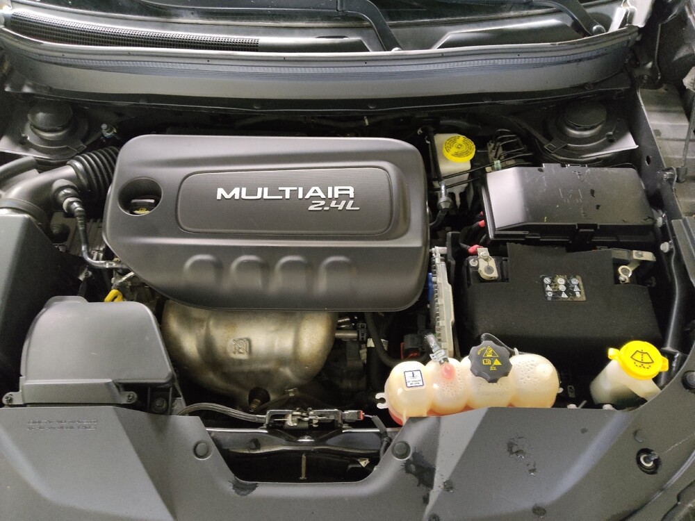 2019 Jeep Cherokee in Greensboro, NC 27407 - 18096604 30