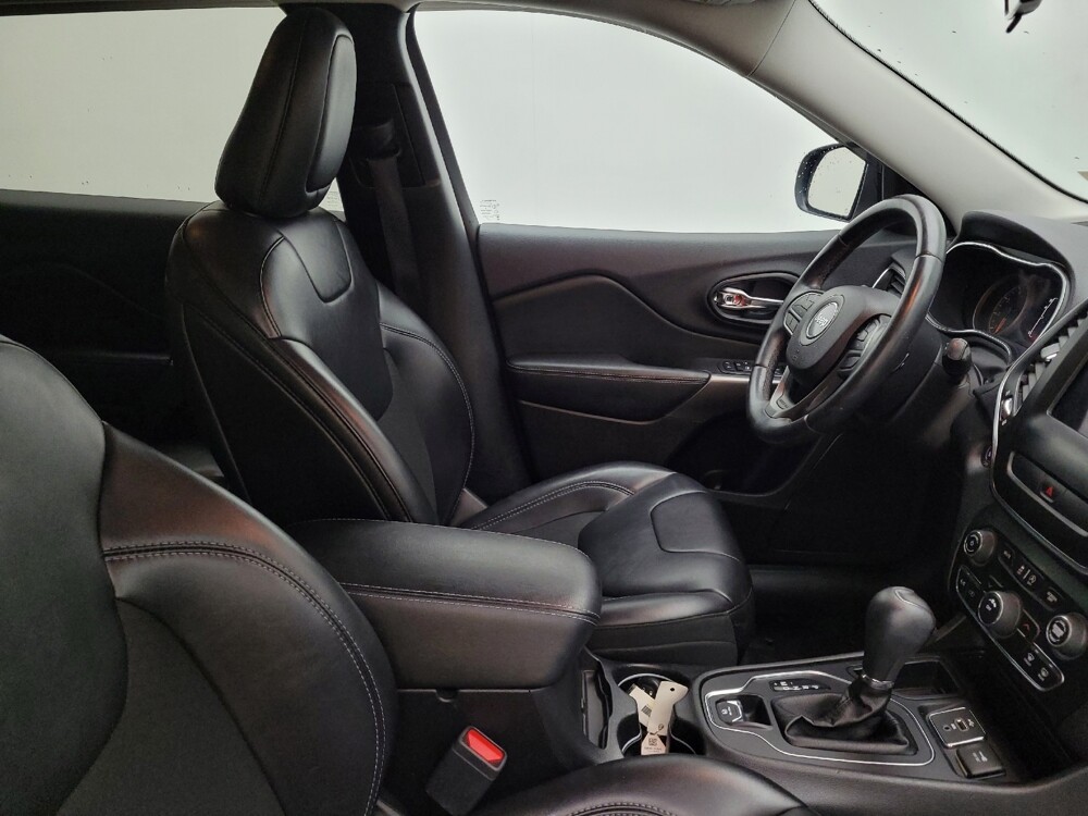 2019 Jeep Cherokee in Greensboro, NC 27407 - 18096604 21