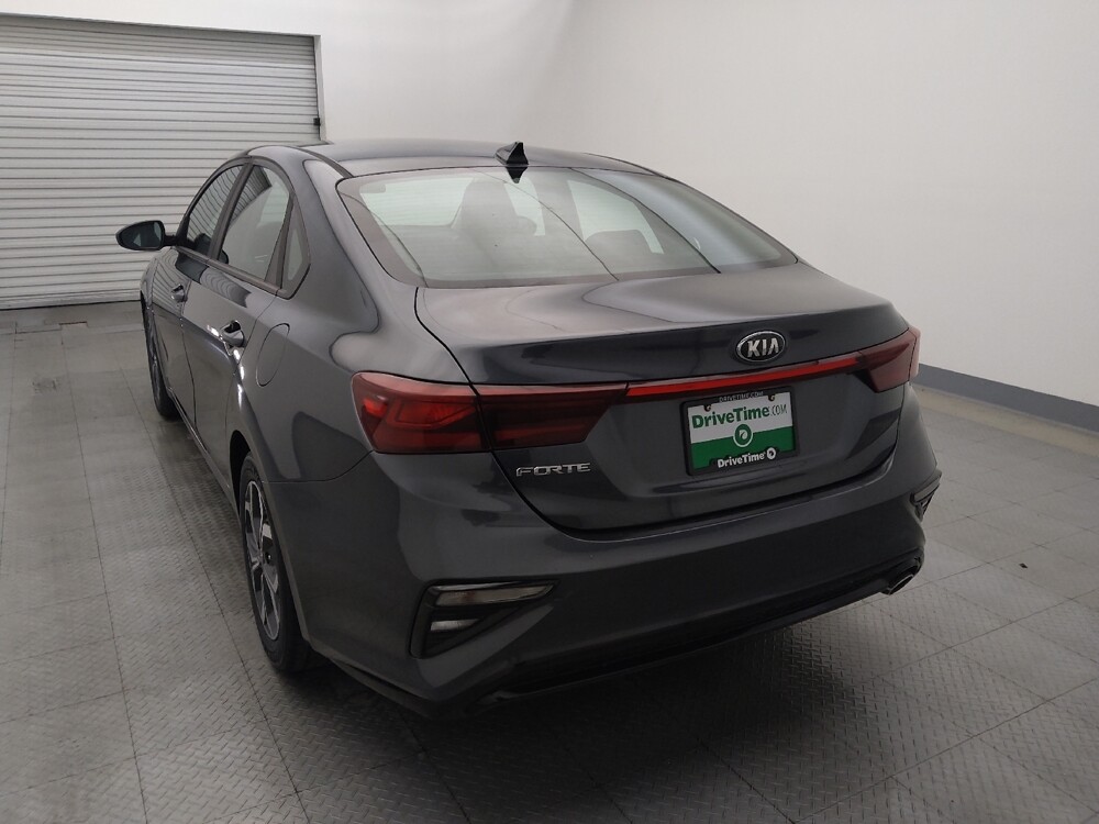 2019 Kia Forte in Houston, TX 77060 - 18096609 6