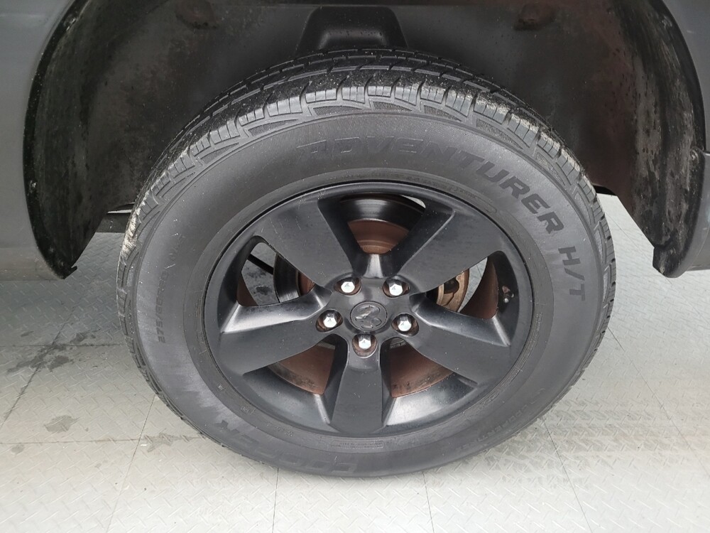 2019 RAM 1500 in Toledo, OH 43617 - 18096613 31