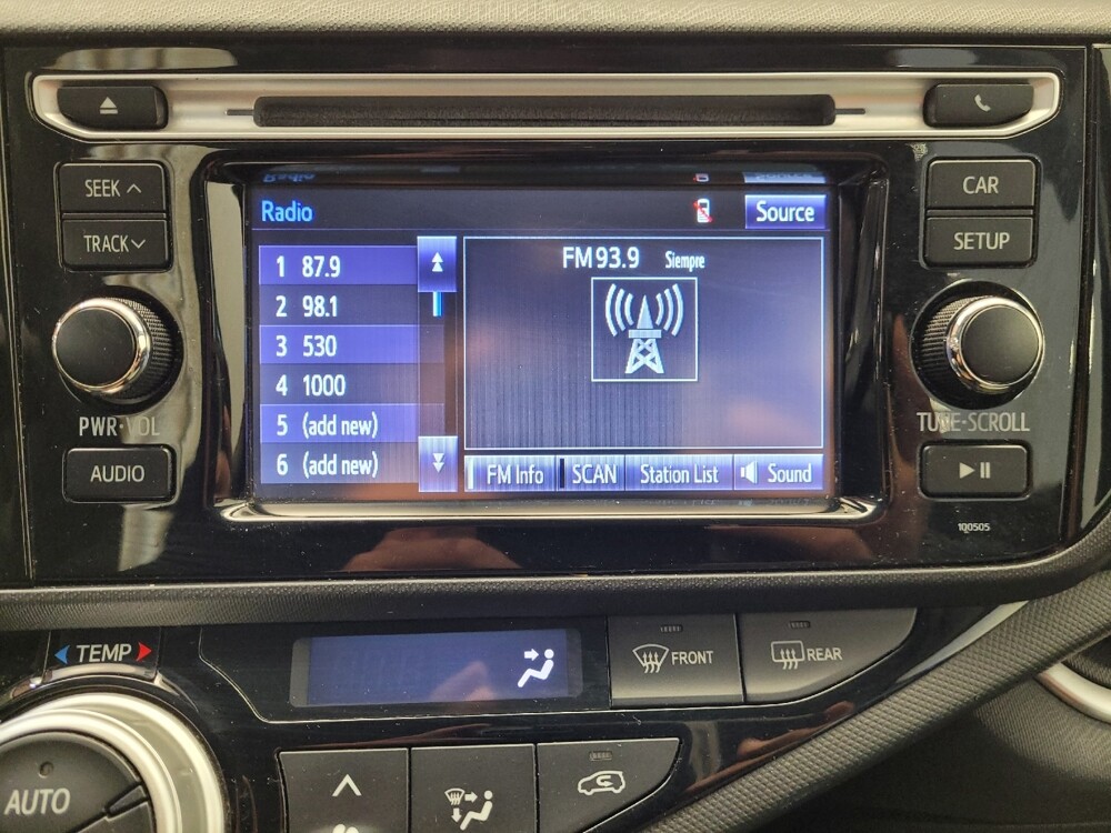 2015 Toyota Prius C in Montclair, CA 91763 - 18096615 25