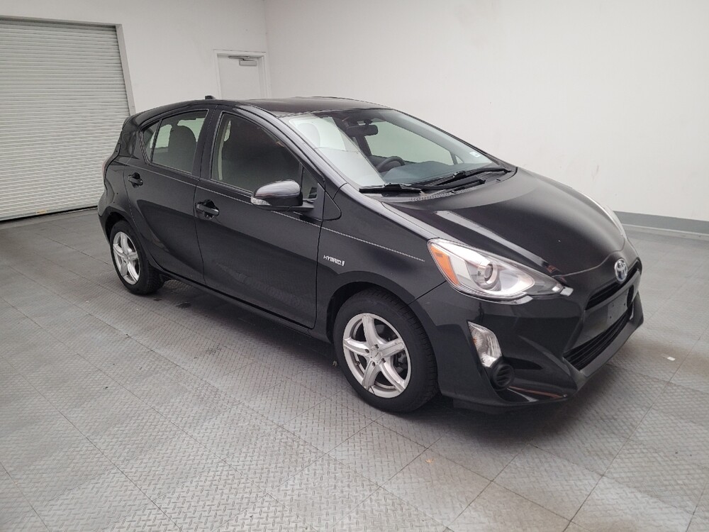 2015 Toyota Prius C in Montclair, CA 91763 - 18096615 13
