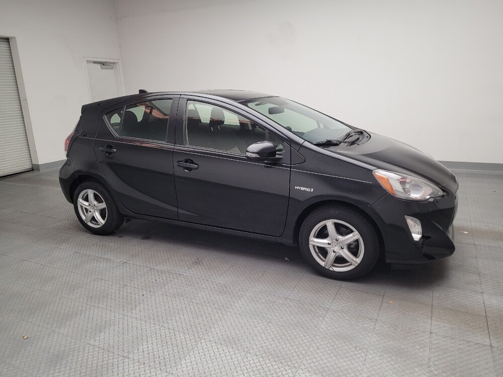 2015 Toyota Prius C in Montclair, CA 91763 - 18096615 11