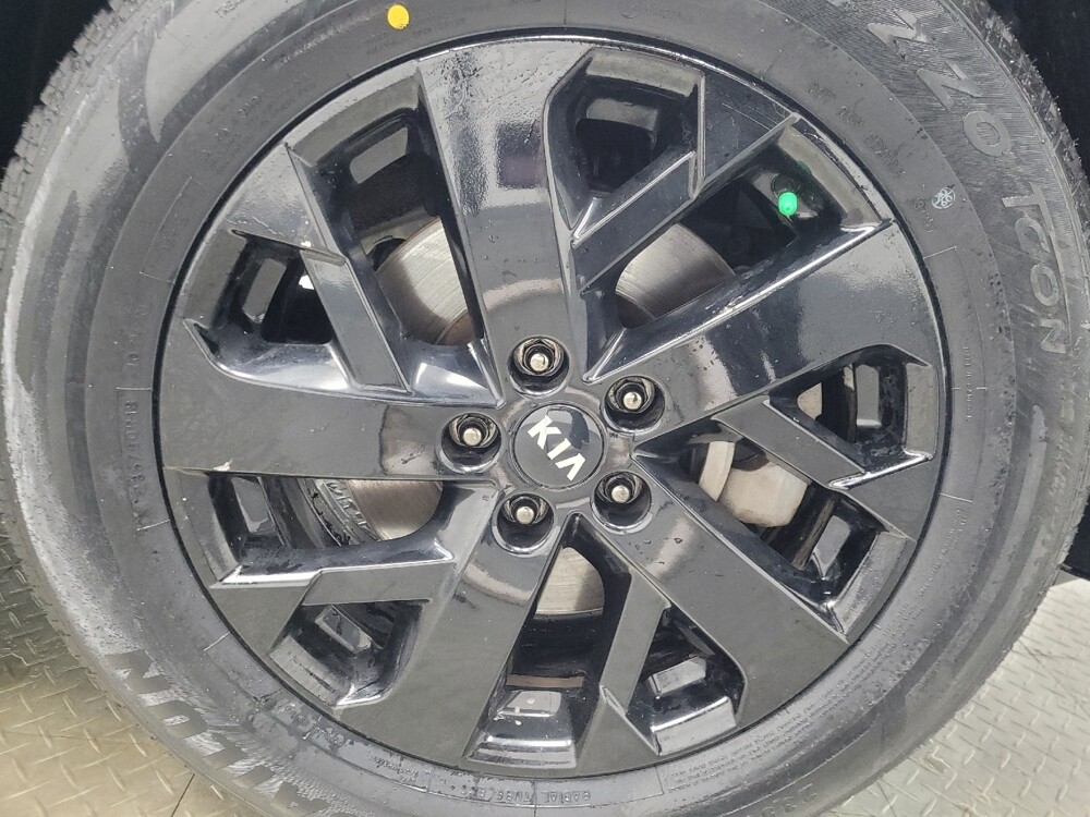 2021 Kia Sorento in Highland, IN 46322 - 18096617 31