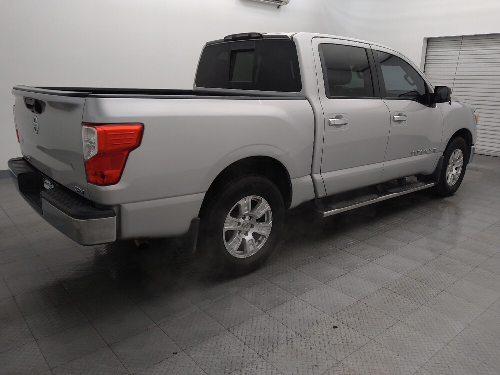 2018 Nissan Titan in Houston, TX 77074 - 18096620 10