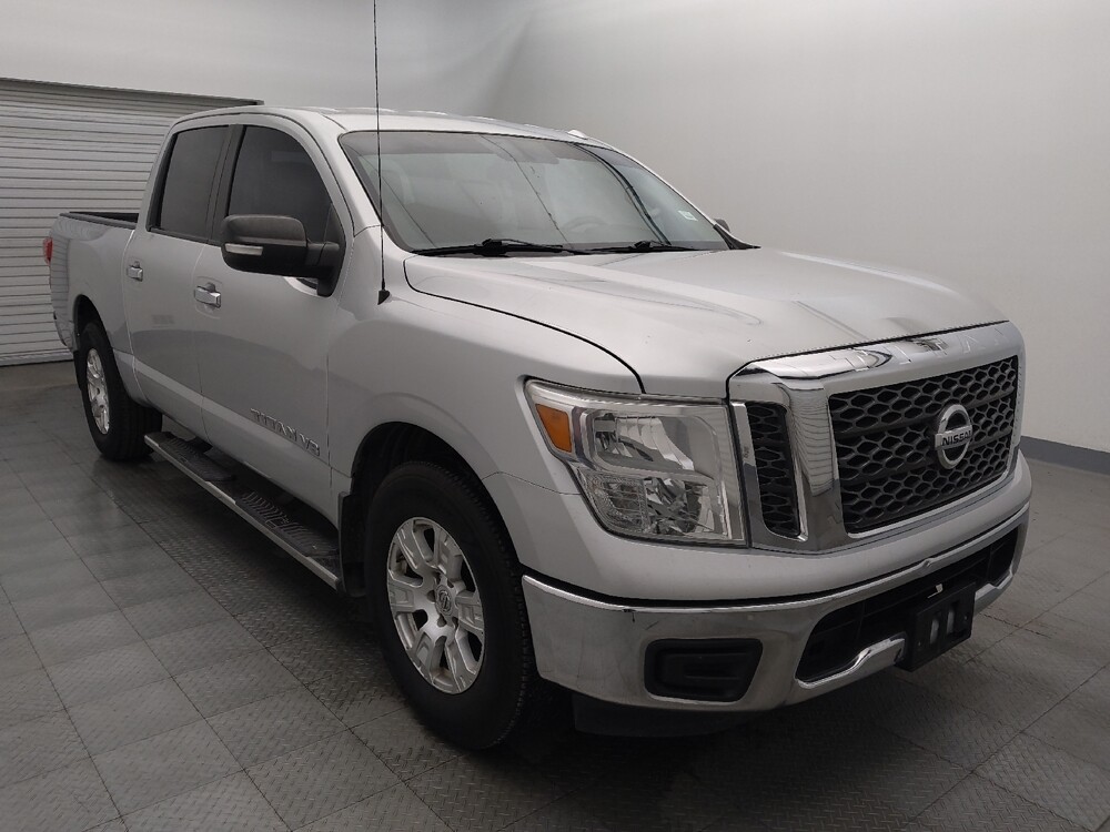 2018 Nissan Titan in Houston, TX 77074 - 18096620 13