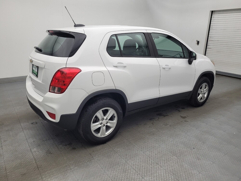 2017 Chevrolet Trax in Fayetteville, NC 28304 - 18096621 10