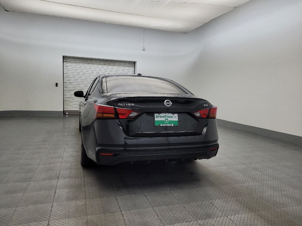 2021 Nissan Altima in Glendale, AZ 85301 - 18096624 6