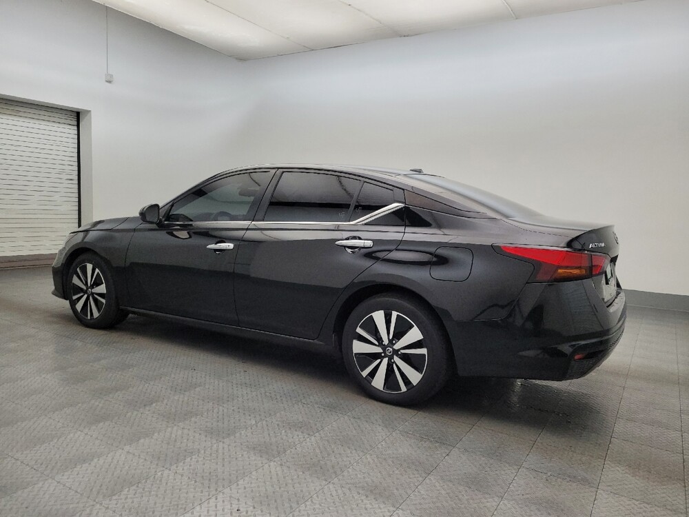 2021 Nissan Altima in Glendale, AZ 85301 - 18096624 3