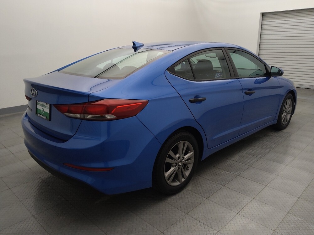2017 Hyundai Elantra in Houston, TX 77060 - 18096636 9