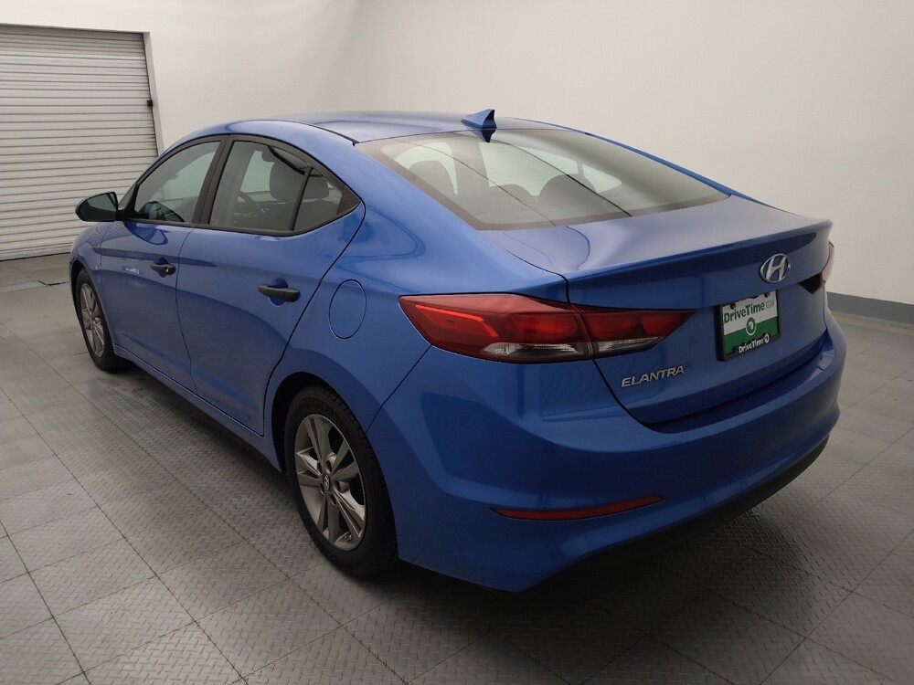 2017 Hyundai Elantra in Houston, TX 77060 - 18096636 5