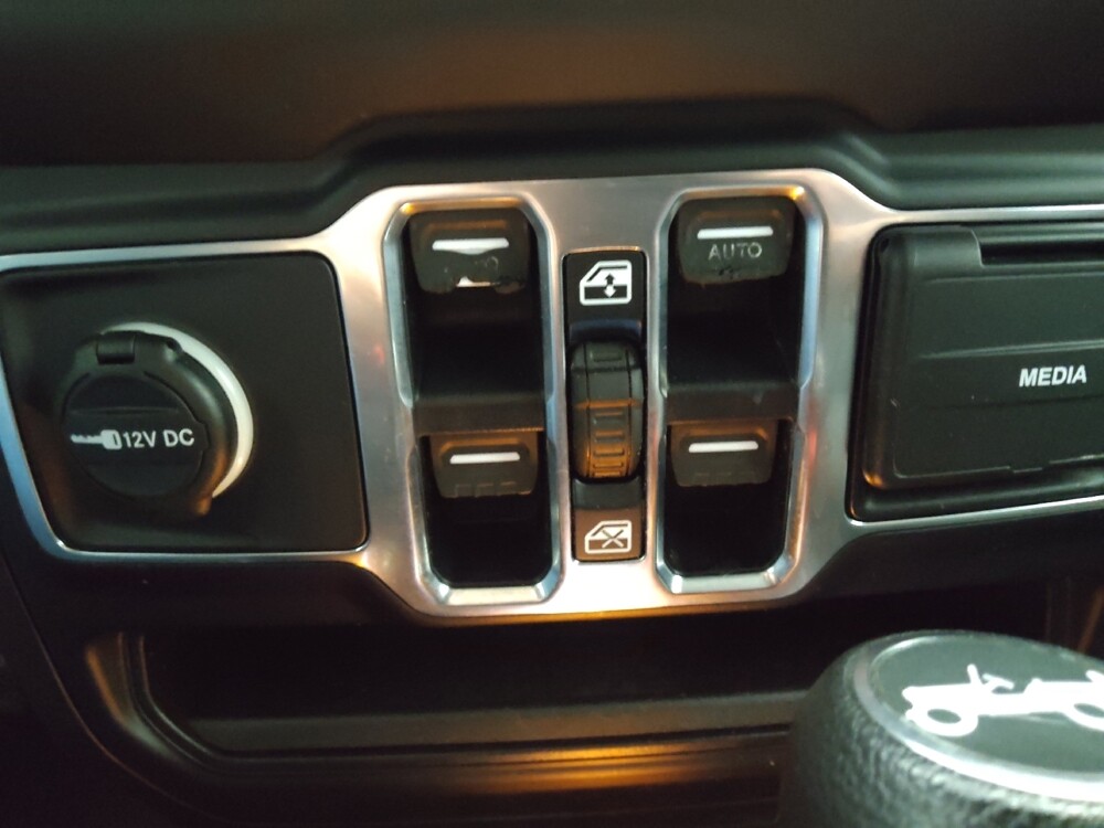 2019 Jeep Wrangler in Midlothian, IL 60445 - 18096637 27