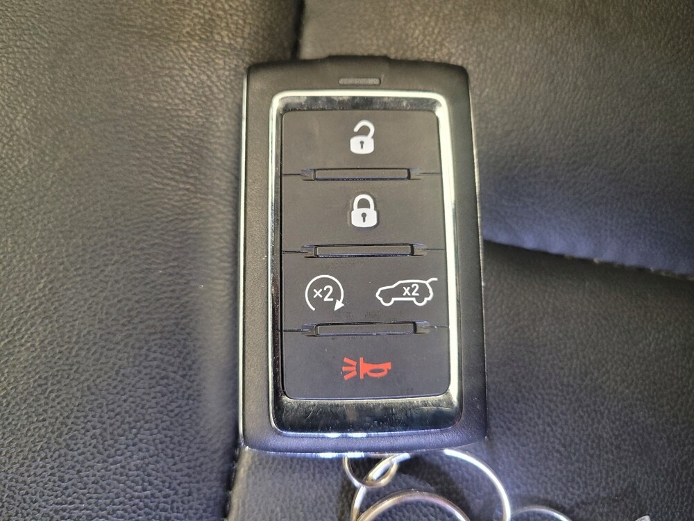 2021 Jeep Grand Cherokee L in Columbus, OH 43228 - 18096639 32