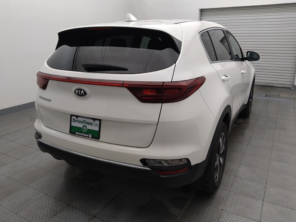 2021 Kia Sportage in Houston, TX 77060 - 18096640 7