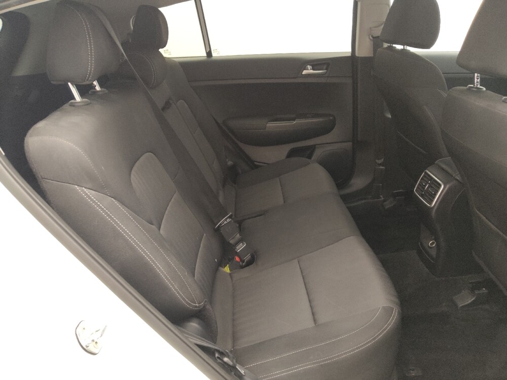 2021 Kia Sportage in Houston, TX 77060 - 18096640 19