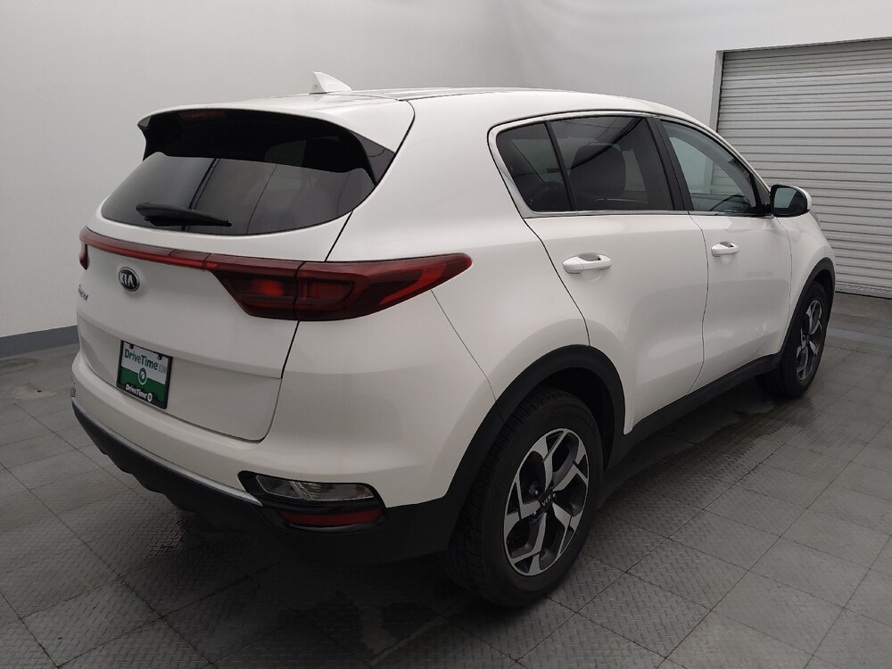 2021 Kia Sportage in Houston, TX 77060 - 18096640 9